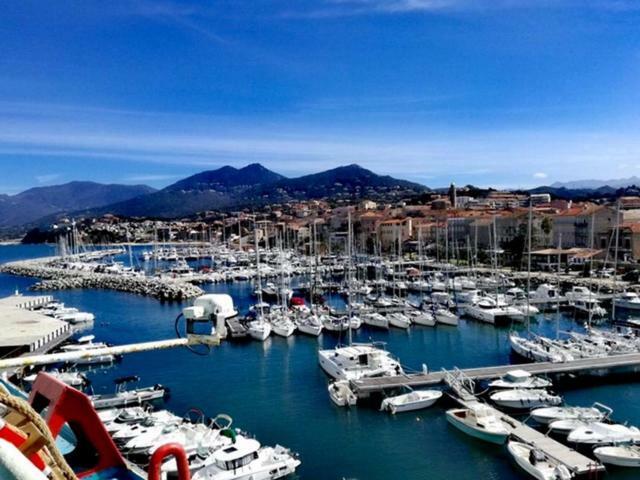 Magnifique Appartement Devant La Plage Propriano  Luaran gambar