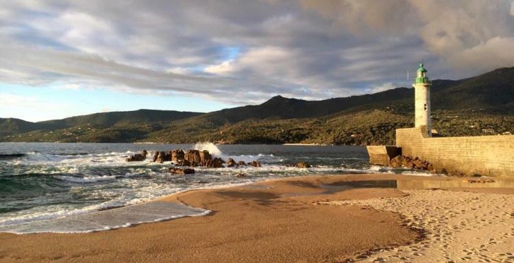 Magnifique Appartement Devant La Plage Propriano  Luaran gambar